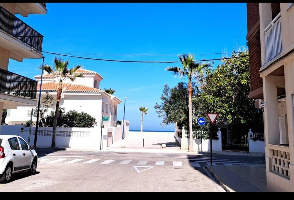 דירות Amplio Piso Con Terraza A 50 M De Playa מיראמר מראה חיצוני תמונה